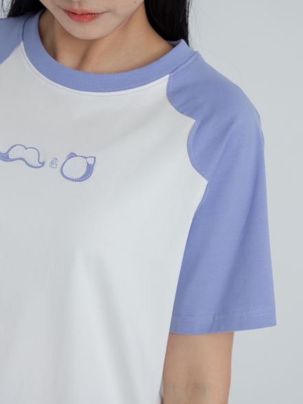 鬍子貓撞色滾邊上衣