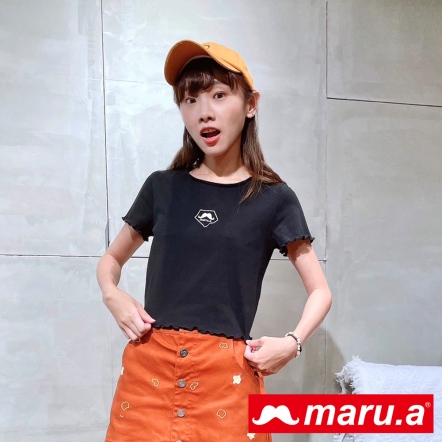 【maru.a】鑽石女孩💍簡單彈性木耳邊短版上衣(3色)-黑色 23941218
