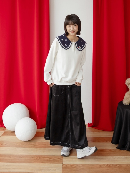 大翻POLO領兔子鬍子電繡上衣