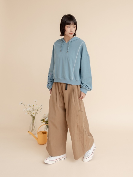 腰帶束口電繡寬褲