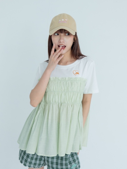 愛心鬍子牙刷繡荷葉上衣