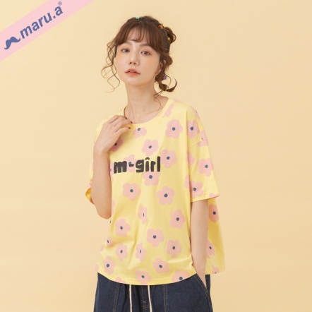 【maru.a】✿手繪蠟筆塗鴉小花✿撞色寬鬆T恤(3色)-淺黃 24311314