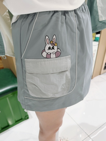 貓頭口袋兔繡短裙