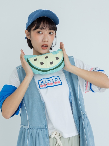 可收納!西瓜造型尼龍外套
