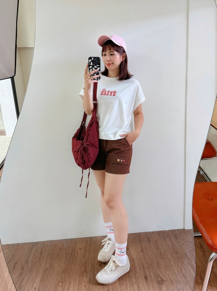 花卉電繡抽繩短褲