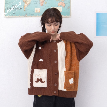 【maru.a】北歐童話🧸羊毛彩紗緹花拼接排釦北極絨上衣(3色)-咖啡 24934111