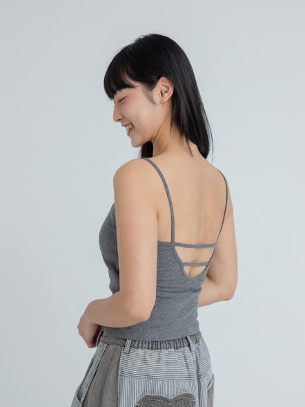 交叉美背BRATOP設計上衣