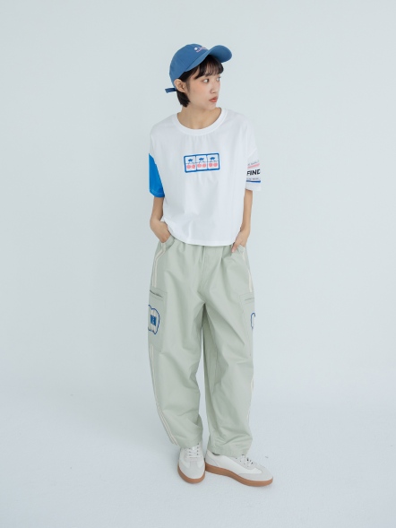 櫻桃鬍子印花撞色設計上衣