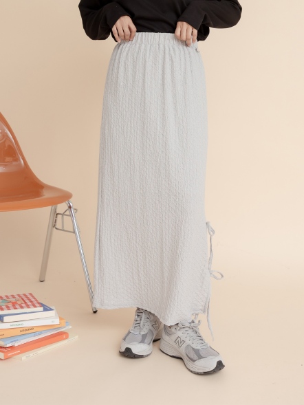 立體織紋側綁帶開衩長裙