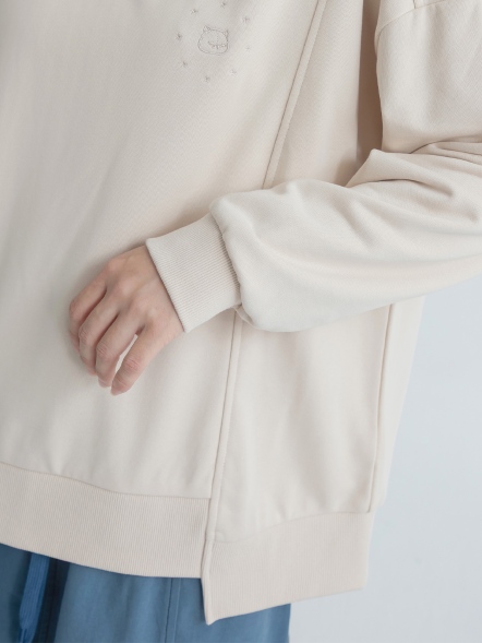 舒適造型貓頭大學T