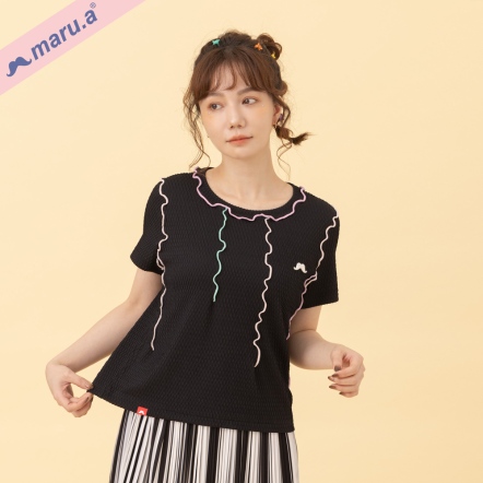 【maru.a】淘氣糖果GIRL🍬撞色波浪線條造型上衣(2色)-黑色 24321216