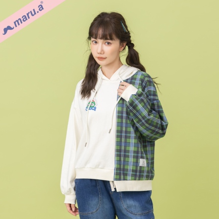 【maru.a】小花排排站🌼撞色刺繡棉料拼接格紋不規則剪裁連帽衛衣(2色)-米白 25311217