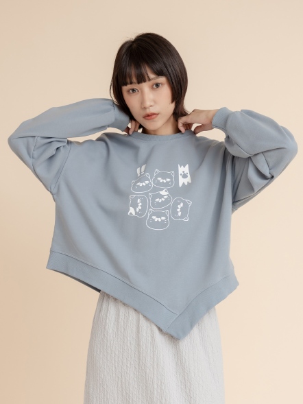 六隻俏皮貓印花不對稱下擺上衣