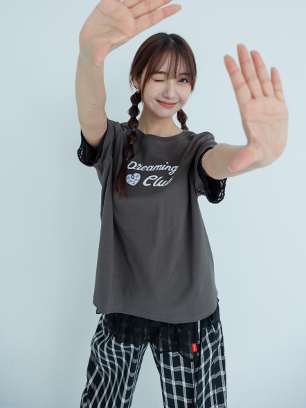 蕾絲拼接鬍子上衣