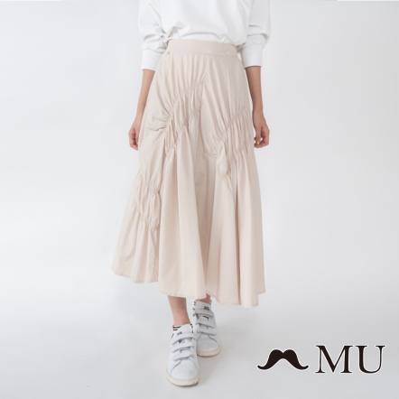 【MU】不規則抓皺設計感長裙(2色)20926262