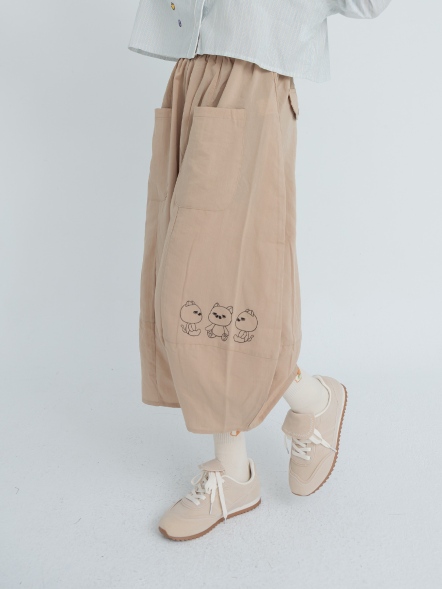 立體口袋電繡貓氣球褲